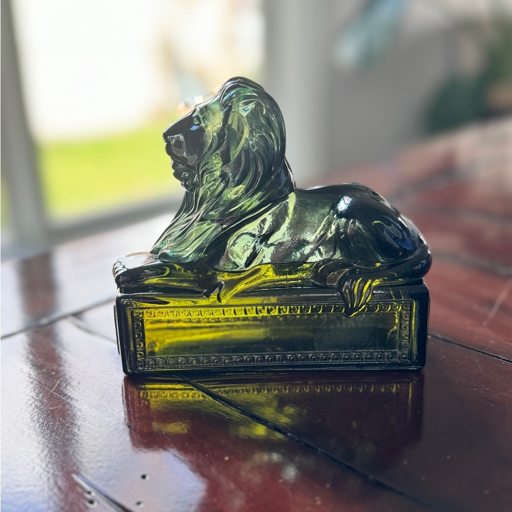Vintage Avon Classic Lion After Shave bottle